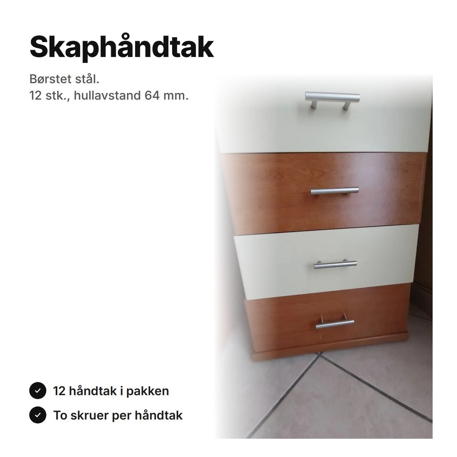 Skaphåndtak i børstet stål med hullavstand 64 mm på en kommode (kundens bilde)