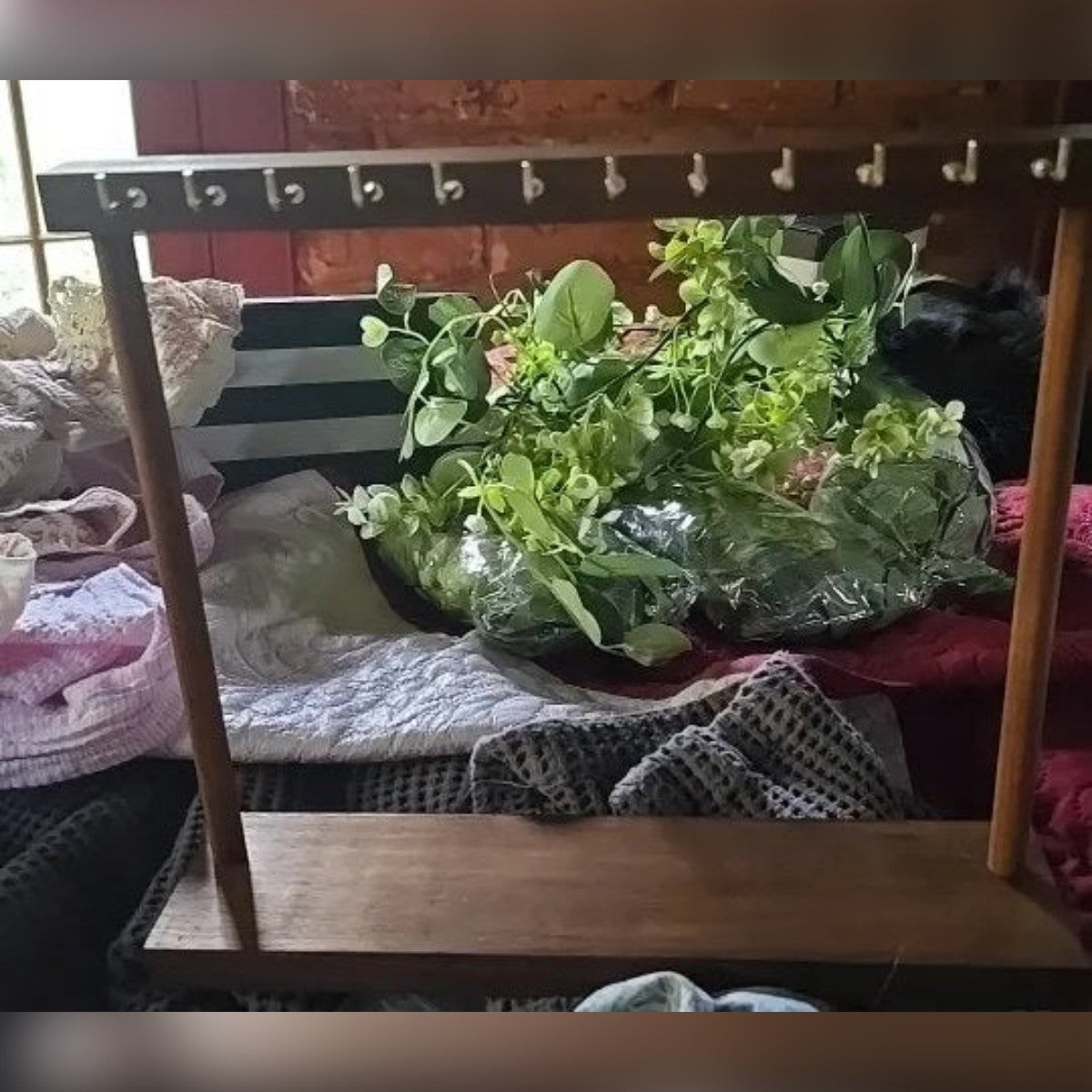 Kundens bilde: smykkeopphenget i tre satt sammen, med sine 12 kroker
