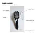 Fotfil med lokk forklart: ca. 20 cm lang, raspen ca. 5,5 cm bred, stålrasp, gjennomsiktig lokk og opphengshull