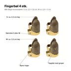 Fingerbøl 4 stk. forklart: størrelse S ca. 2,3 cm og M ca. 2,5 cm høy, størrelsesbokstav, åpne ringer og toppdel med groper